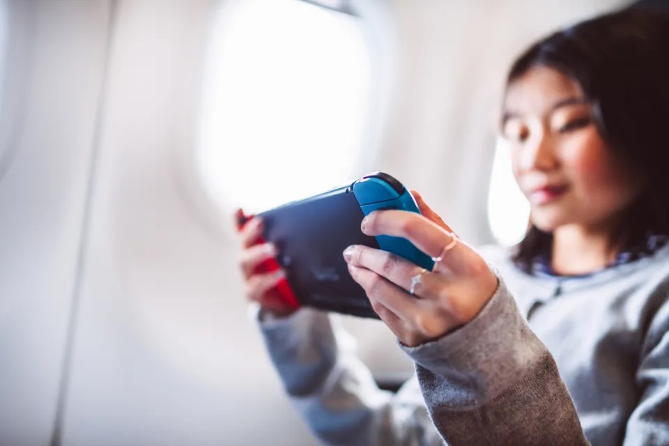 🎮 ТОП игр без интернета: во что поиграть в самолёте, метро или за городом (Android и iOS)