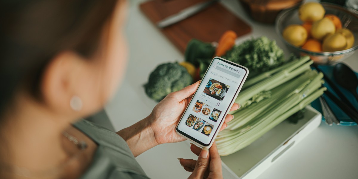 🍔 Закажи еду и продукты с телефона: лучшие сервисы доставки на Android и iPhone