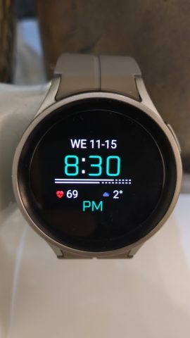 Your Watchface Engine | 1Smart для Android — скриншот 4