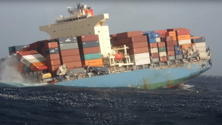 Ship Simulator 2024 Cargo Boat для Android — скриншот 4