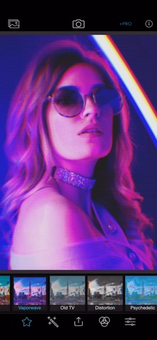 Glitch Art Studio: Cam Effects для iOS — официальный трейлер